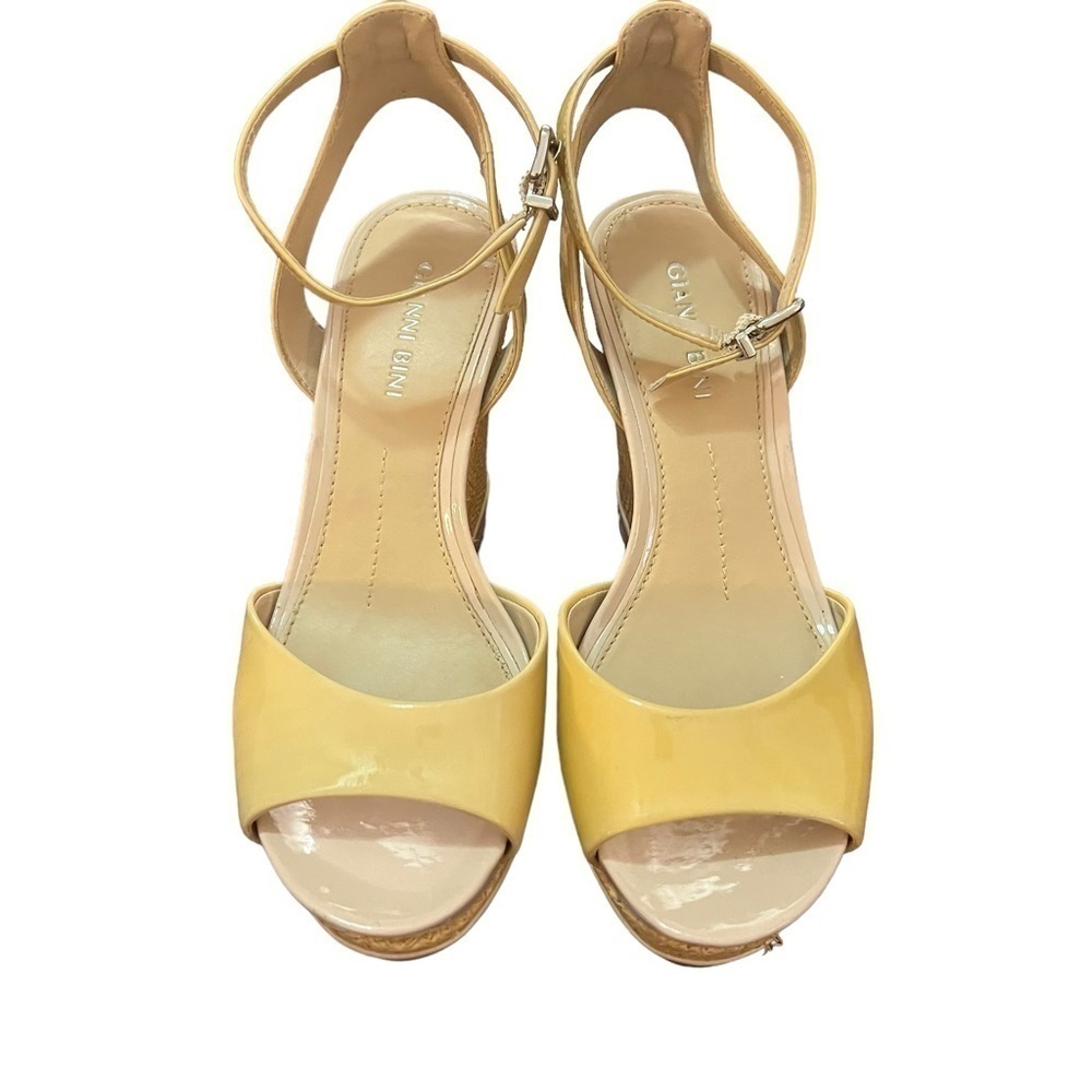 GIANNI BINI Latoria Patent Leather Sandal Dress Wedge Size 7.5 M